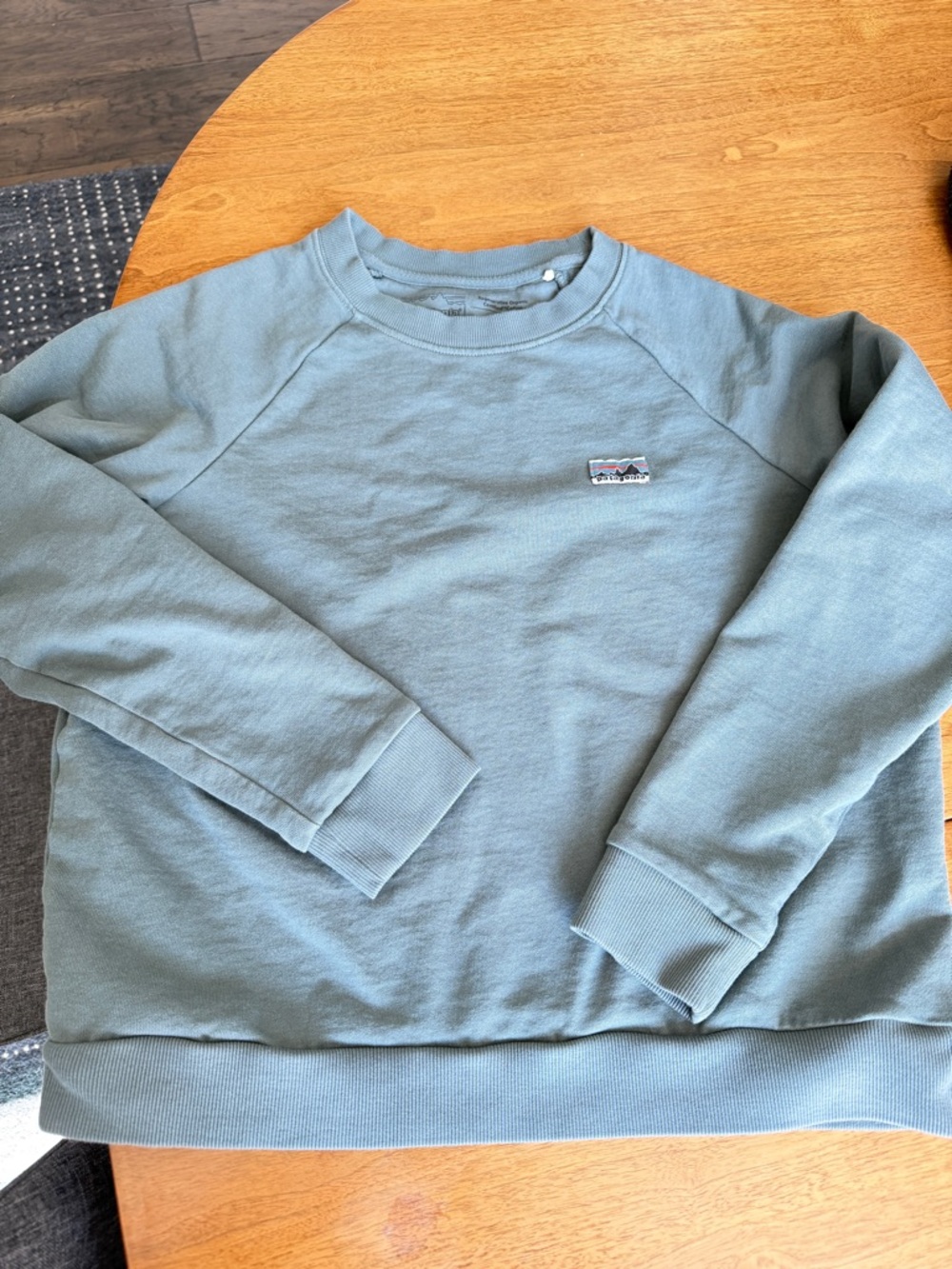 Patagonia Organic Pullover Size Small
